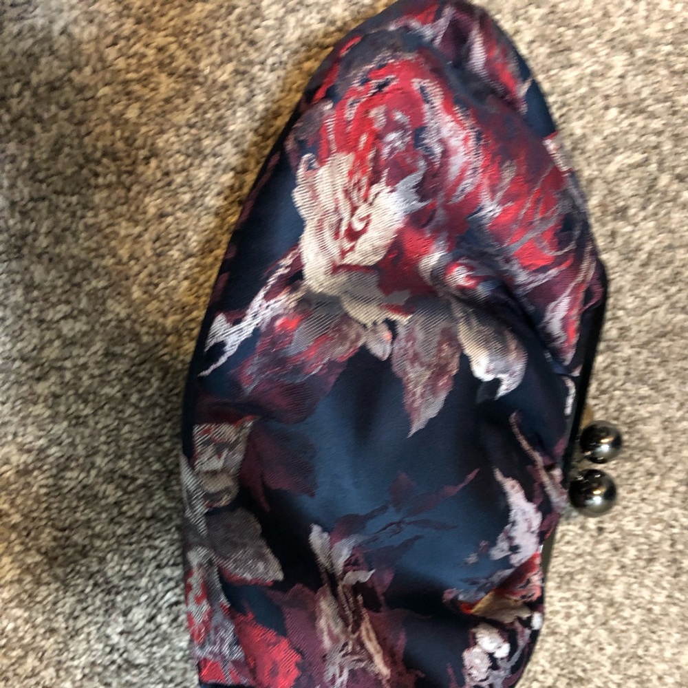 Weekend fancy clutch